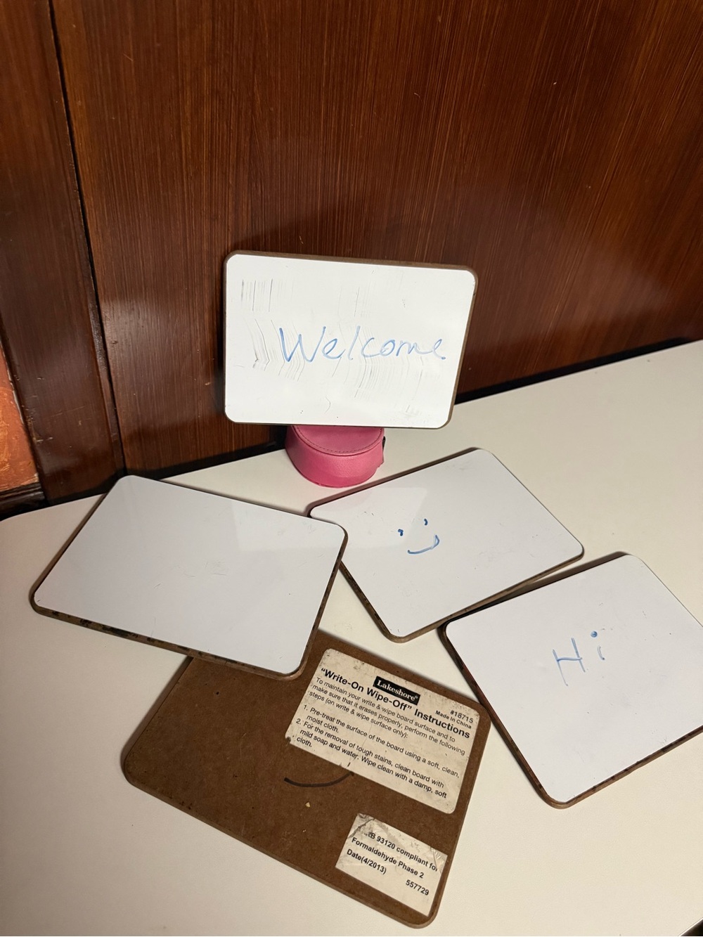 Lakeshore Learning Write-On Wipe Off
Mini Dry-Erase Board handheld set 5